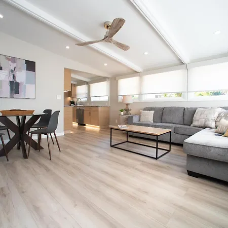 La Jolla Windansea Luxury Cottage
